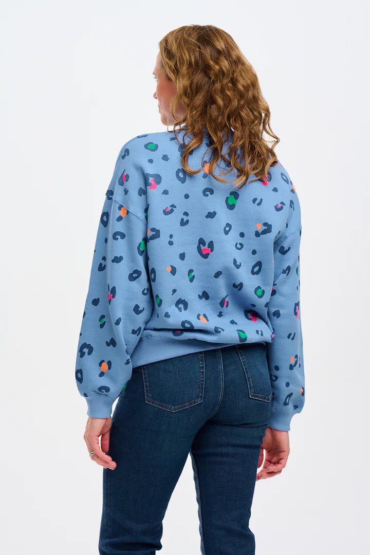 Eadie Relaxed Sweatshirt - Blue, Colour Pop Leopard